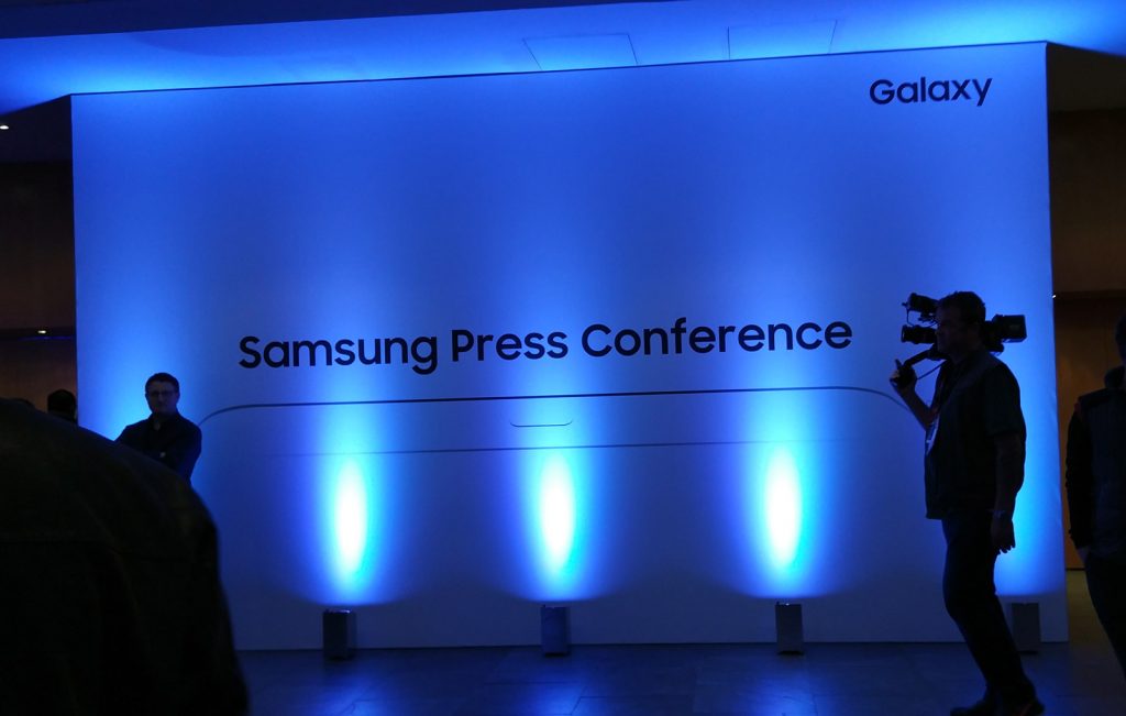 El lanzamiento de los Samsung Galaxy S8 podría haberse retrasado 32