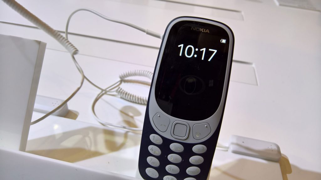 Nokia 3310 Glance