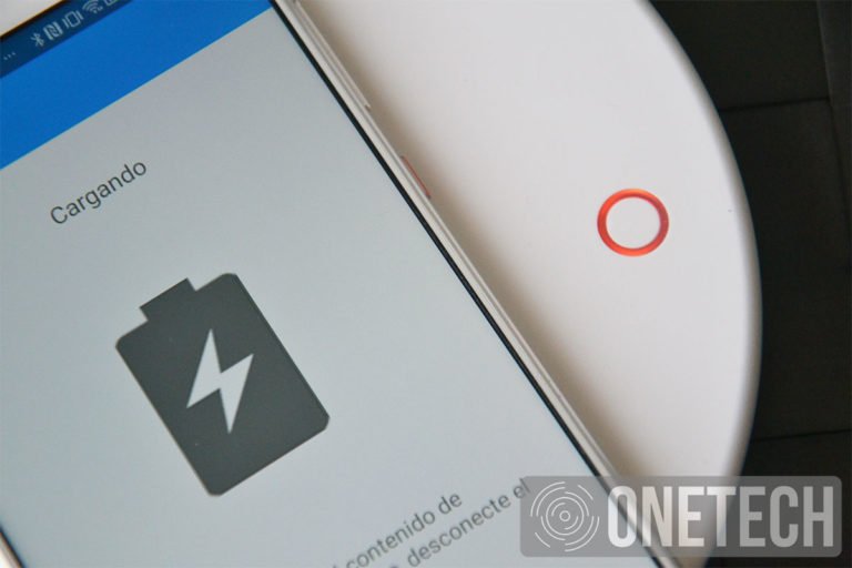 HTC Vive Tracker ya se encuentra disponible por 99 USD