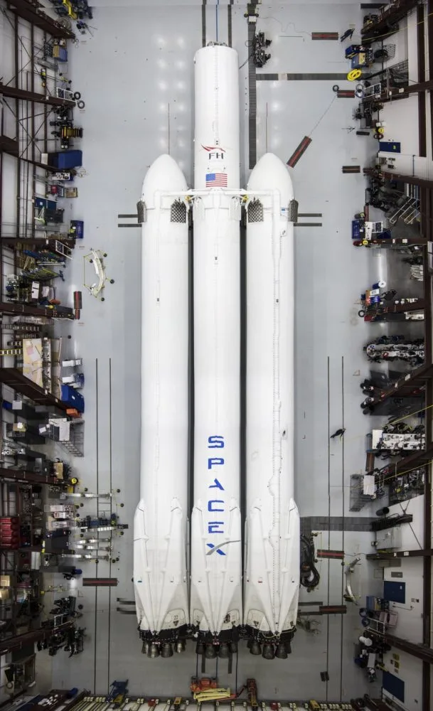 El Falcon Heavy está casi listo y Elon Musk nos lo muestra El Falcon Heavy está casi listo y Elon Musk nos lo muestra