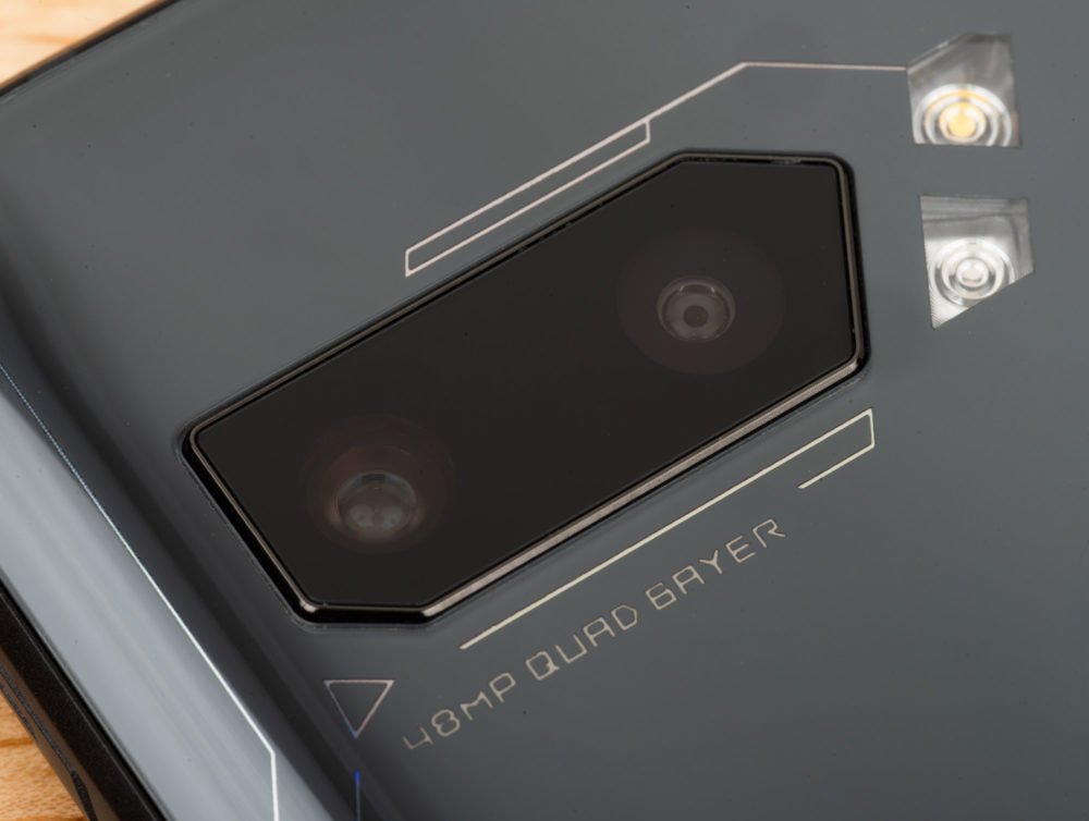 Asus ROG PHONE II es oficial. Snapdragon 855 Plus, 120 Hz y dos puertos USB-C 30