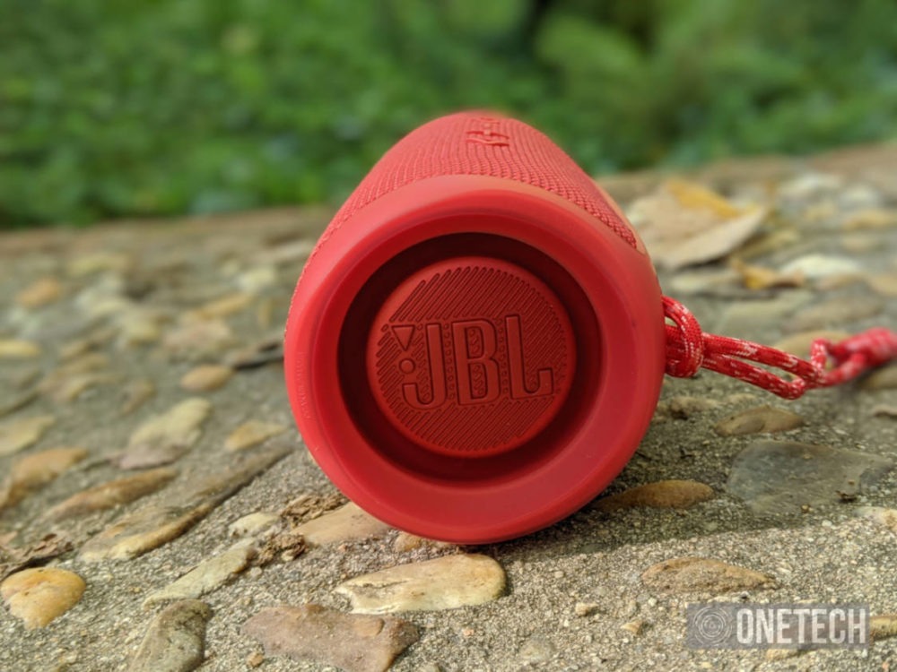 JBL Flip 5, un dispositivo que prima portabilidad y potencia 163
