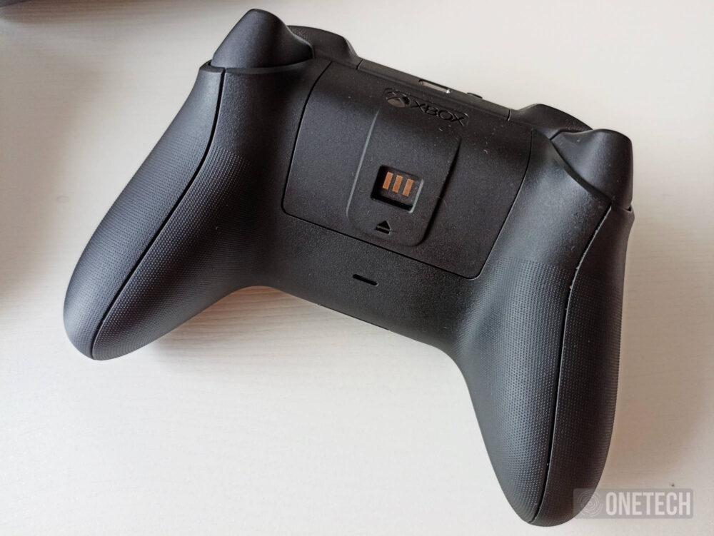 HyperX ChargePlay Duo: estación de carga para mandos Xbox Series X|S y Xbox One - Análisis 20