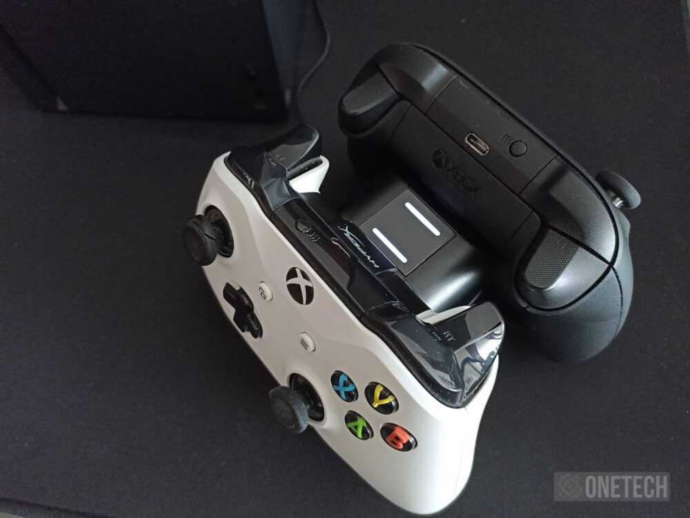 HyperX ChargePlay Duo: estación de carga para mandos Xbox Series X|S y Xbox One - Análisis 14
