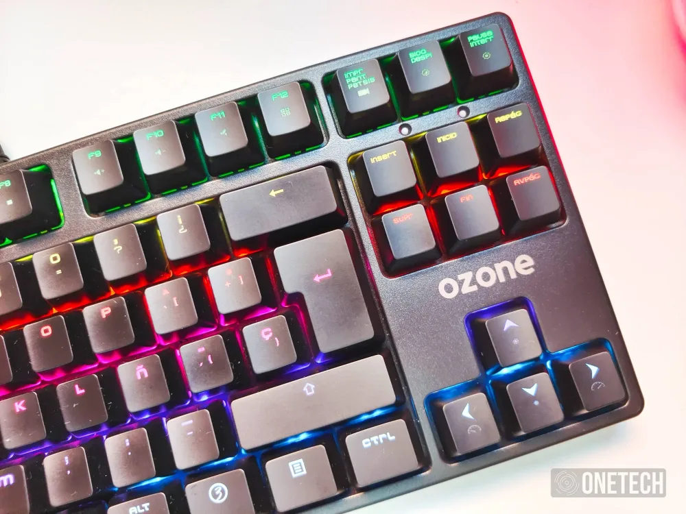 Ozone Battle Royale: teclado mecánico con formato TKL para gamers - Análisis 18