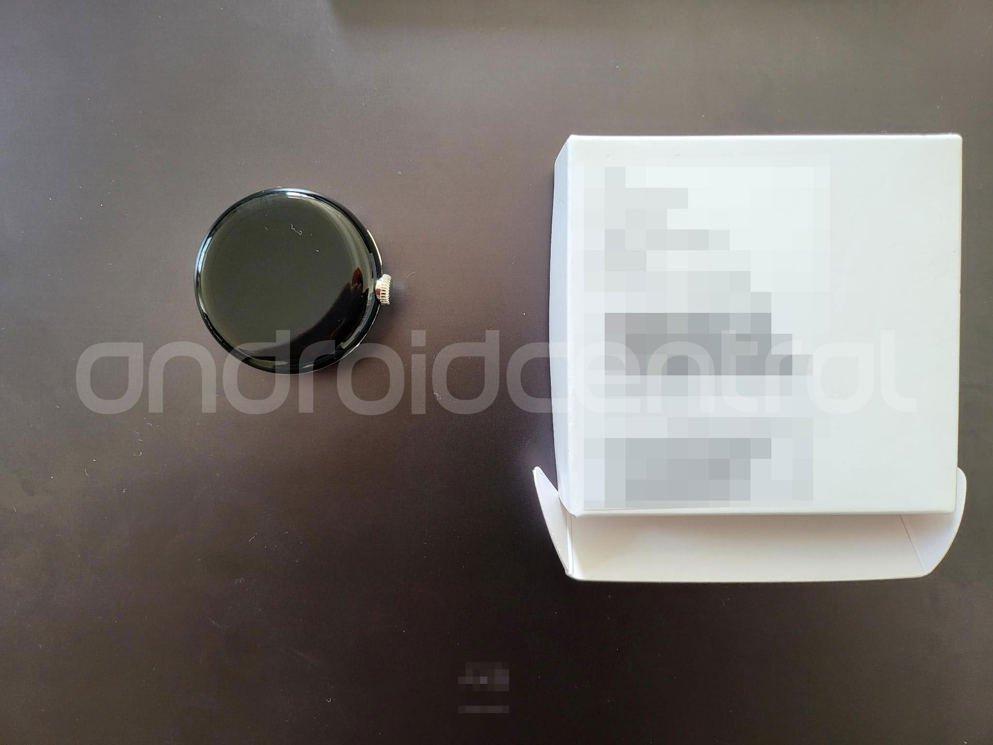 Pixel Watch: primeras imágenes reales filtradas del smartwatch de Google 11