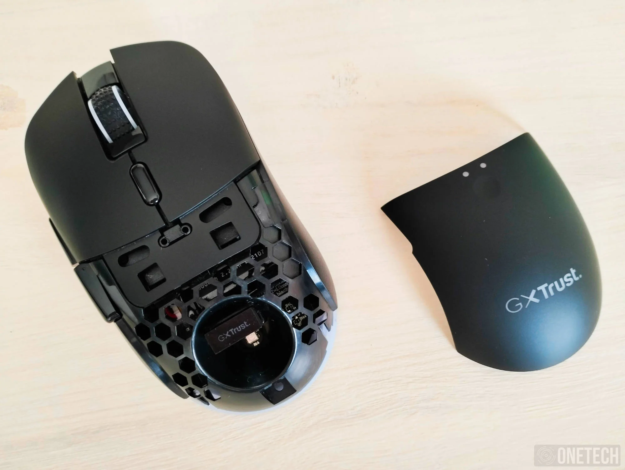 Trust GXT 980 REDEX, un ratón gamer inalámbrico con RGB y 50 horas de autonomía - Análisis 1