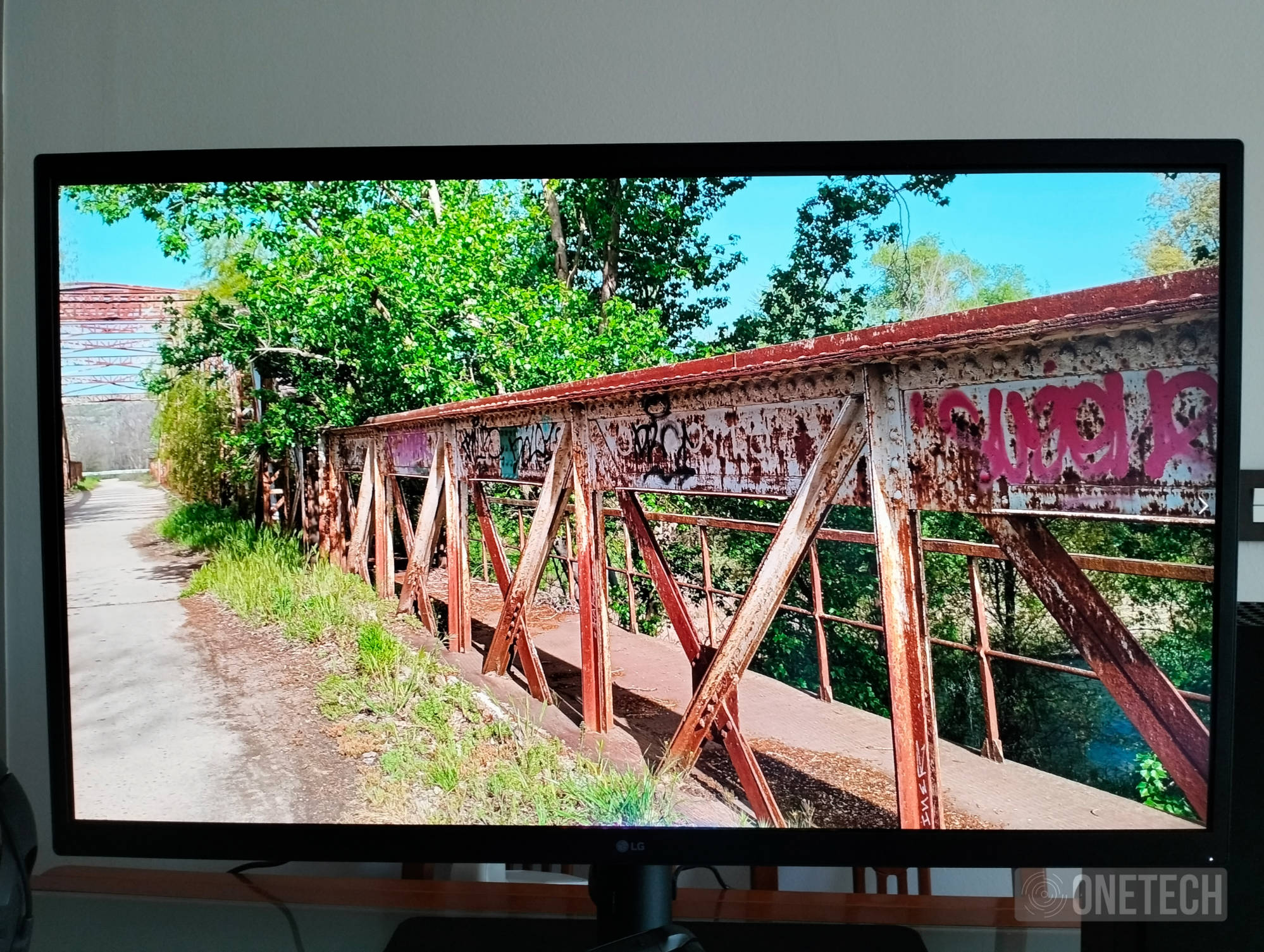 LG UltraFine OLED Pro 32EP950: un monitor que embelesa por su calidad de imagen y asusta por su precio - Análisis 26