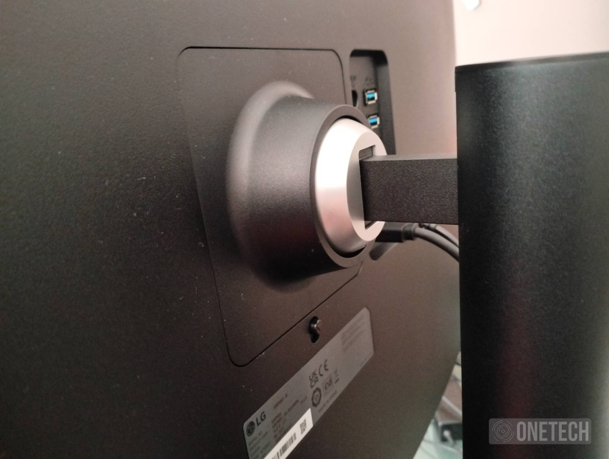 LG UltraFine OLED Pro 32EP950: un monitor que embelesa por su calidad de imagen y asusta por su precio - Análisis 6