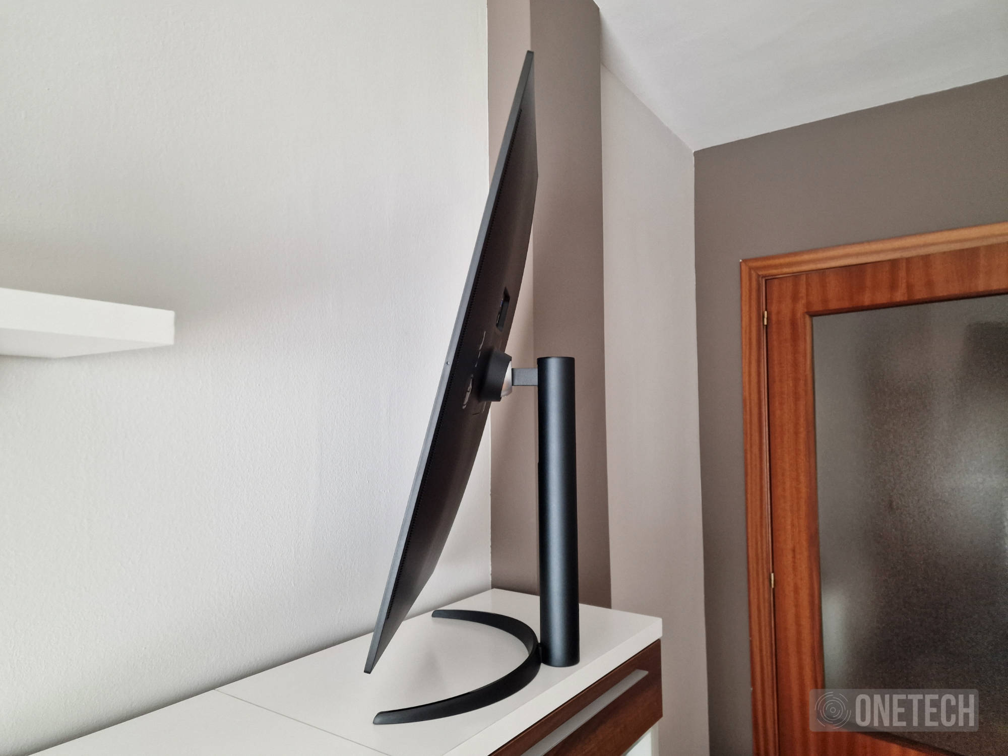 LG UltraFine OLED Pro 32EP950: un monitor que embelesa por su calidad de imagen y asusta por su precio - Análisis 4