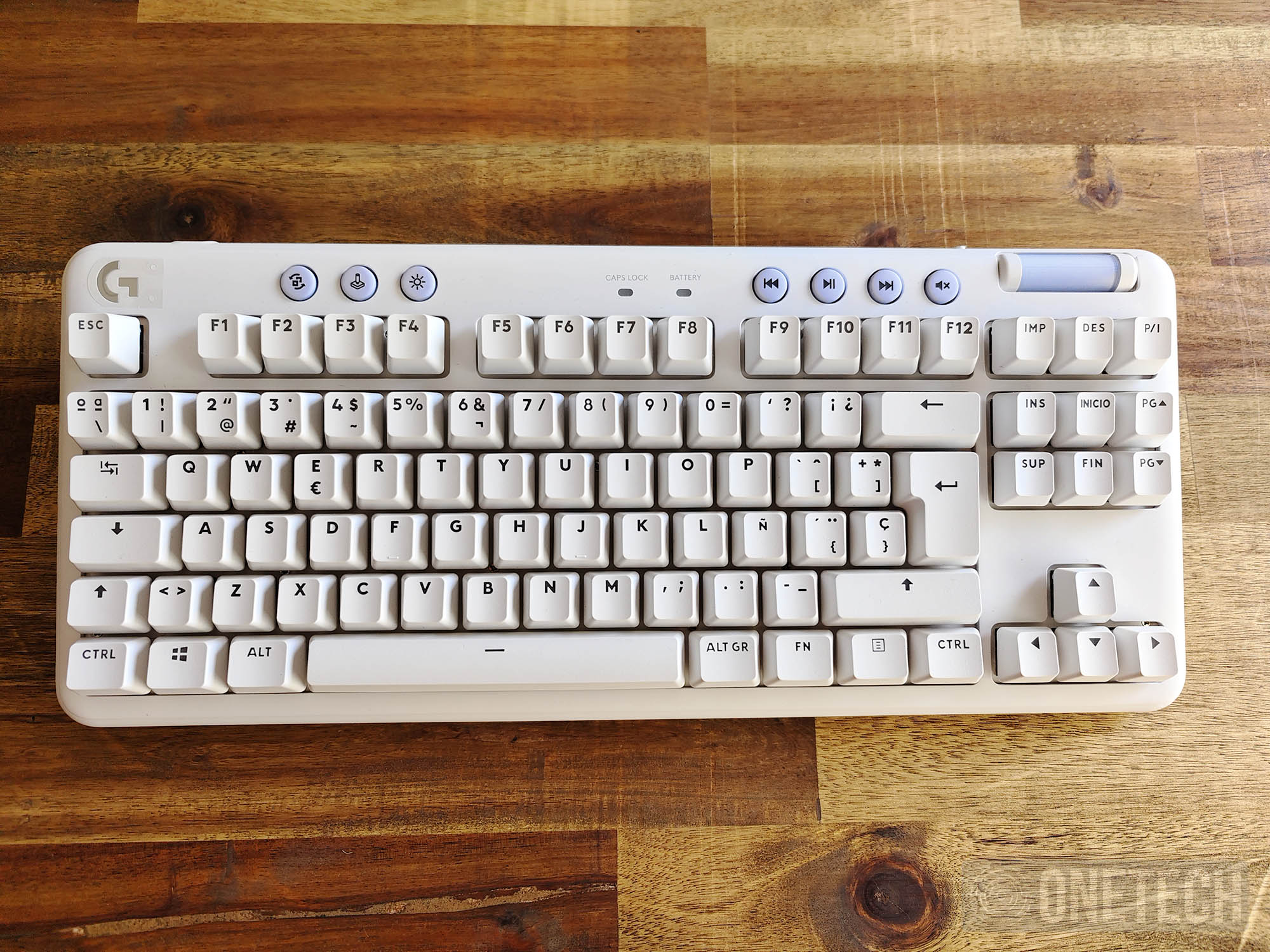 Logitech G715: probamos el teclado inclusivo gamer de la serie Aurora - Análisis 13