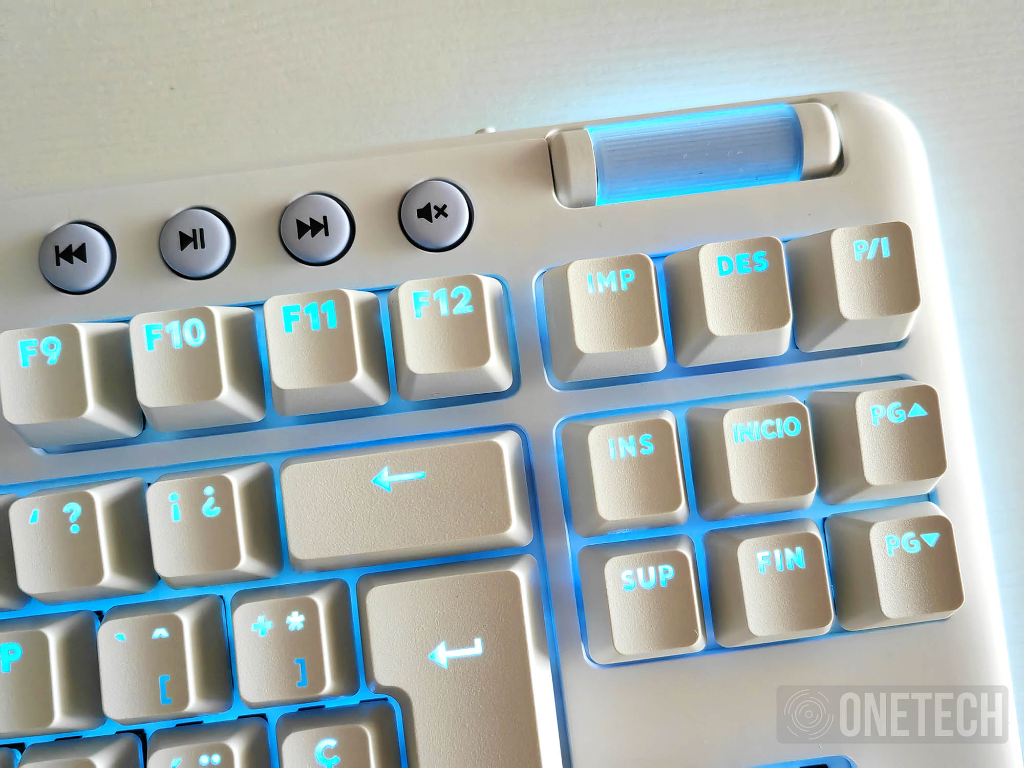 Logitech G715: probamos el teclado inclusivo gamer de la serie Aurora - Análisis 12