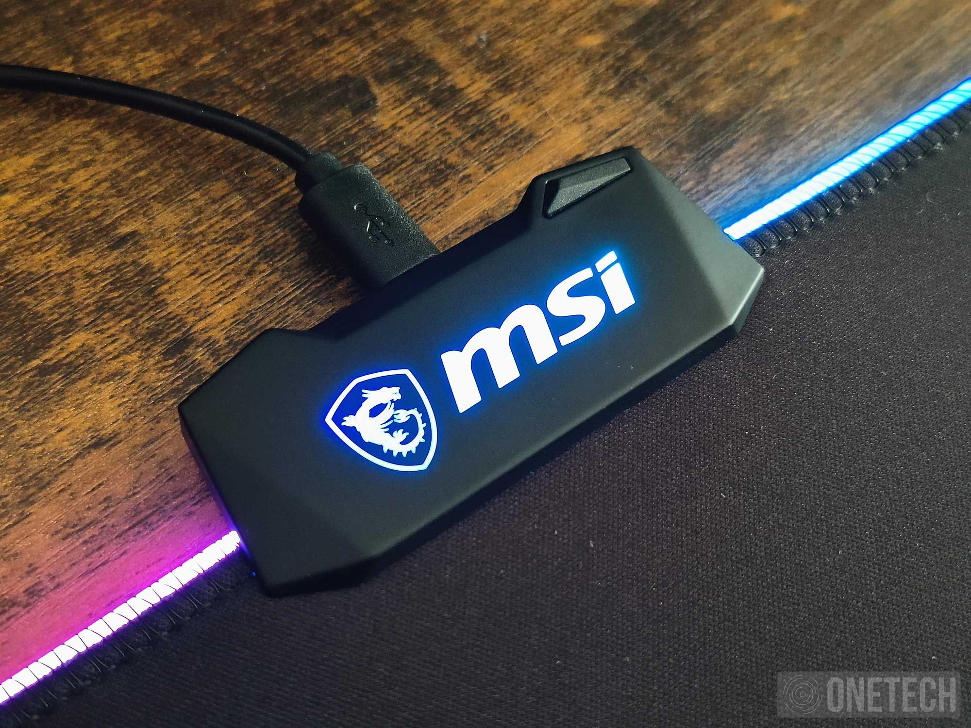 MSI Agility GD60, probamos la nueva alfombrilla con iluminación RGB de MSI - Análisis 6
