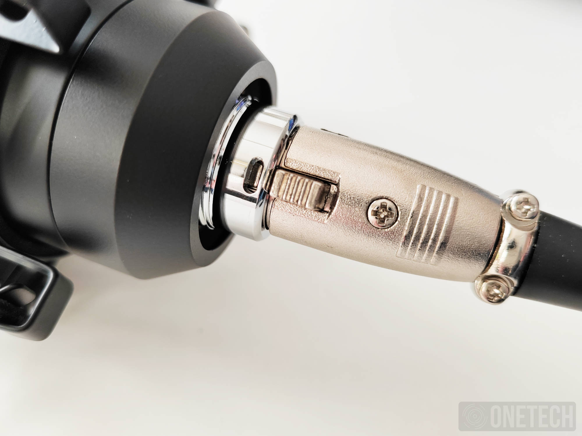 Genesis Radium 300 XLR, un micrófono con brazo incluido que sorprende por su precio y calidad - Análisis 8