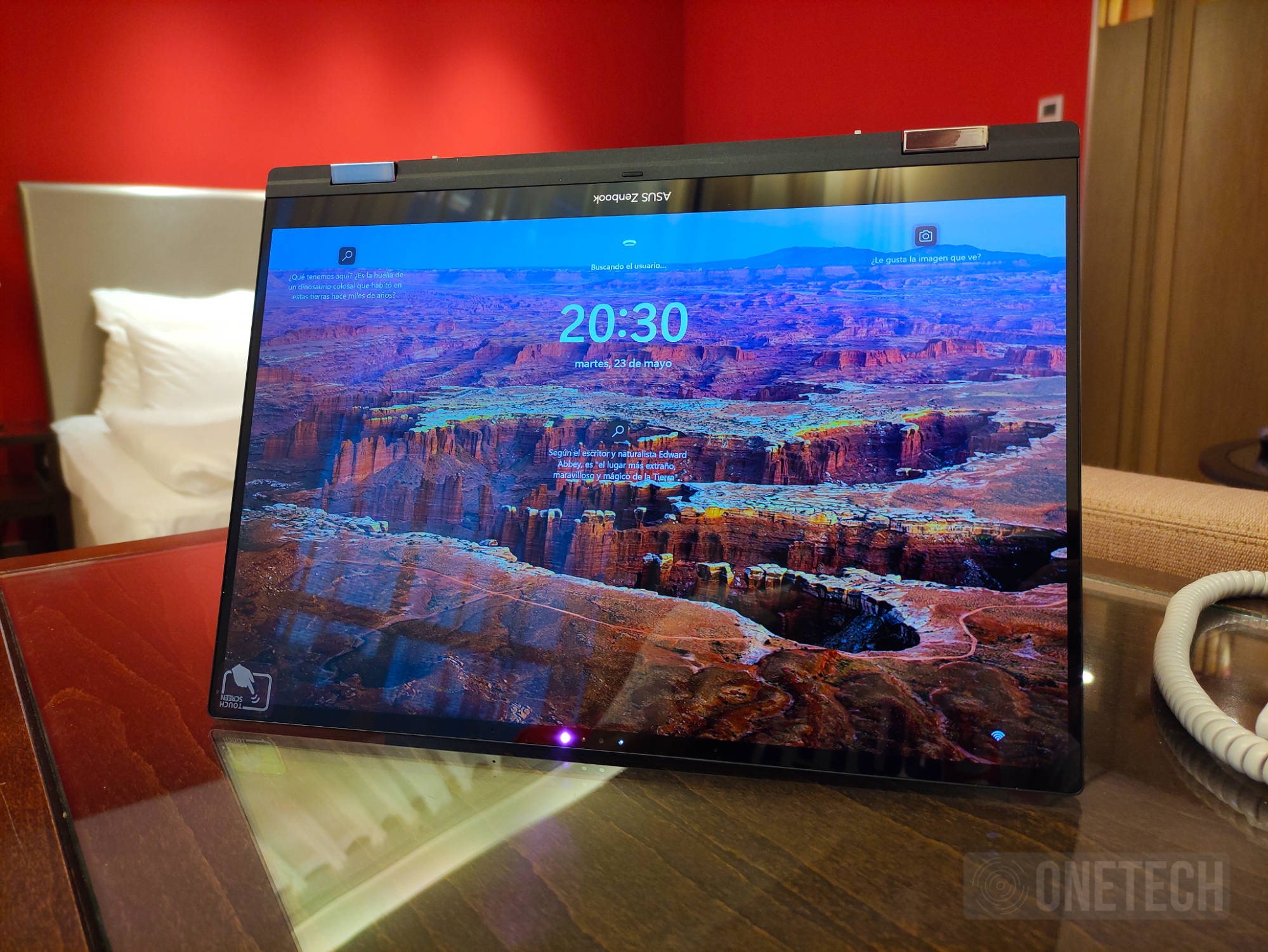 CES 2024: ASUS anuncia la Zenbook DUO, la primera laptop OLED de doble  pantalla de 14″ del mundo