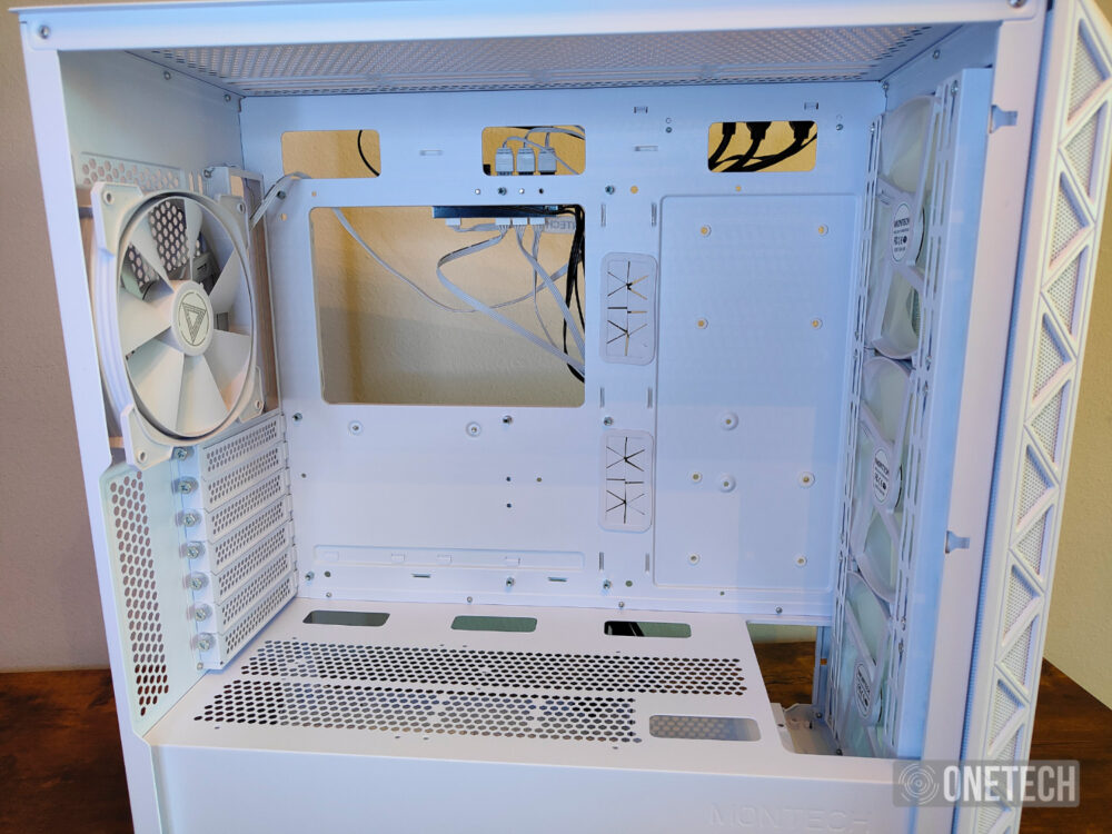 Montech Air 903 Max, una caja para gamers pensando en la refrigeración - Análisis 7