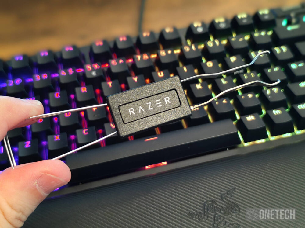 Razer Blackwidow V4 75%, teclado mecánico hotswap para gamers - Análisis 17