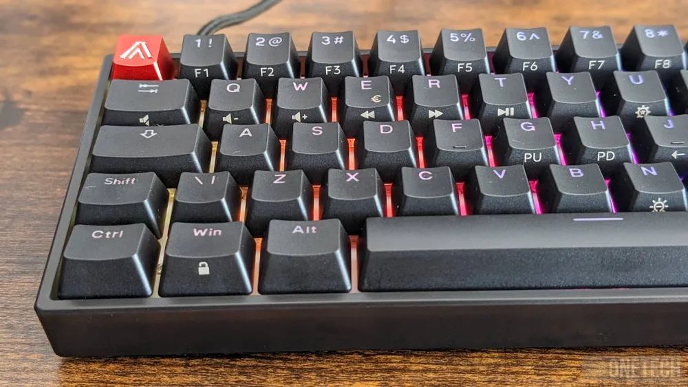 AOC AGON AGK600, teclado mecánico 60% con sistema Hot-Swap - Análisis 32