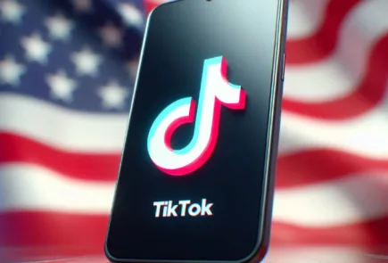 Joe Biden firma la ley que podría prohibir TikTok