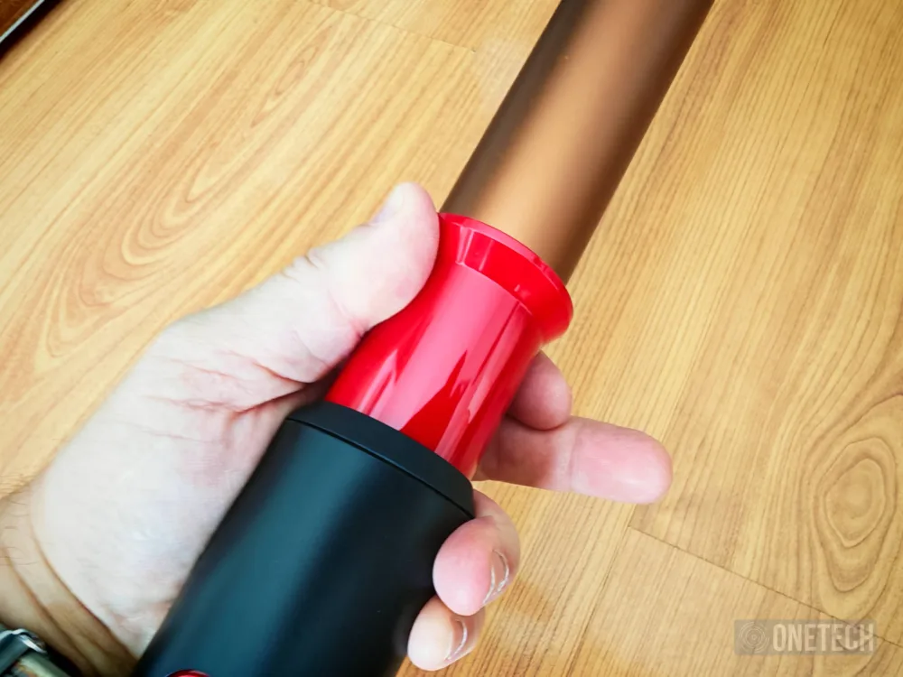 Dyson V16 Piston Animal Submarine, una aspiradora de mano que juega en otra liga - Análisis