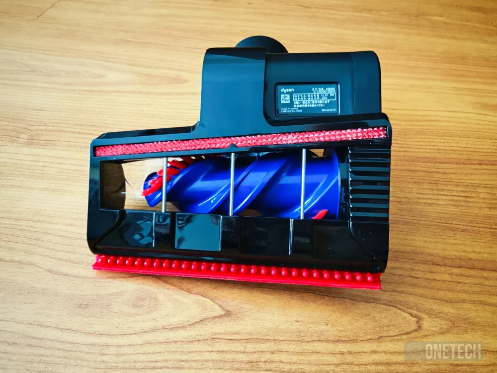 Dyson V16 Piston Animal Submarine, una aspiradora de mano que juega en otra liga - Análisis