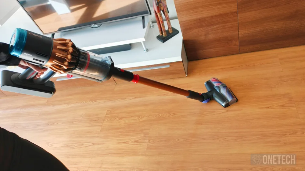 Dyson V16 Piston Animal Submarine, una aspiradora de mano que juega en otra liga - Análisis