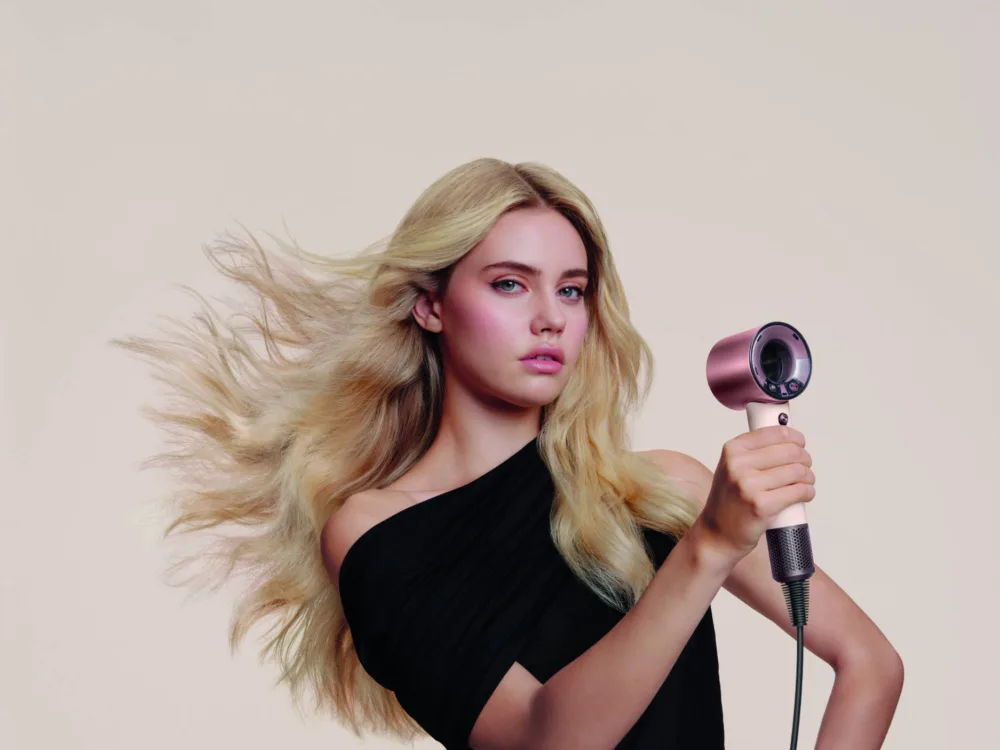 Dyson Supersonic Travel: El fin de los malos pelos y de cargar peso en tus viajes