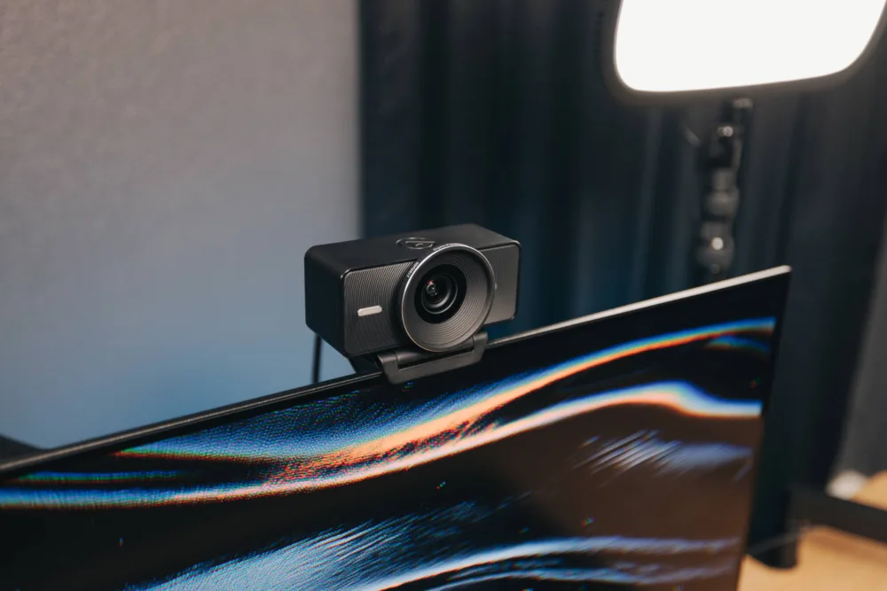 Facecam 4K, la cámara de Elgato con filtros de 49 mm que promete rivalizar con una DLSR profesional Facecam 4K, la cámara de Elgato con filtros de 49 mm que promete rivalizar con una DLSR profesional
