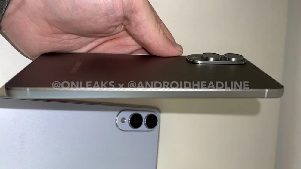 Primeras imágenes y vídeo comparando el Samsung Galaxy S25 Edge con el S25 Ultra Primeras imágenes y vídeo comparando el Samsung Galaxy S25 Edge con el S25 Ultra