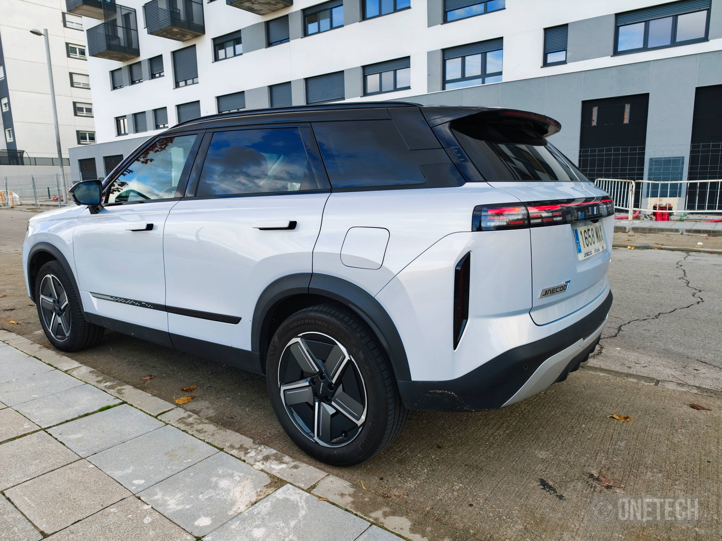 JAECOO 7 SHS, el super hibrido enchufable "CERO" con 1.200 km de autonomía - Análisis JAECOO 7 SHS, el super hibrido enchufable "CERO" con 1.200 km de autonomía - Análisis