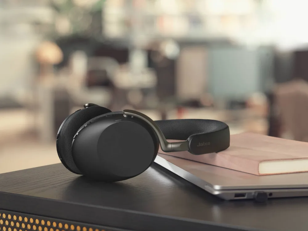 Jabra Evolve3 85, y Evolve3 75, auriculares premium para el ocio y el trabajo con 120h de autonomía
