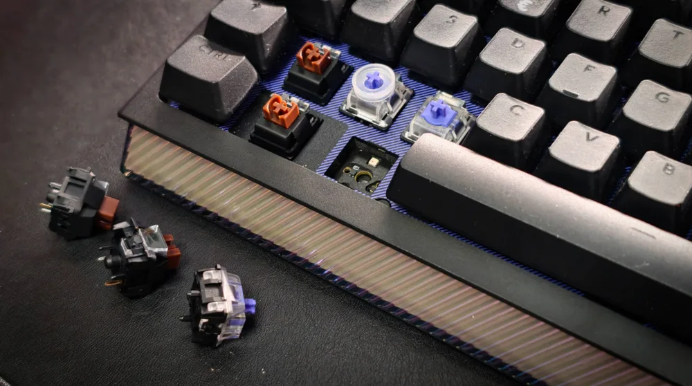 Logitech G512 X: el teclado que te permite usar interruptores mecánicos y análogicos juntos - Análisis