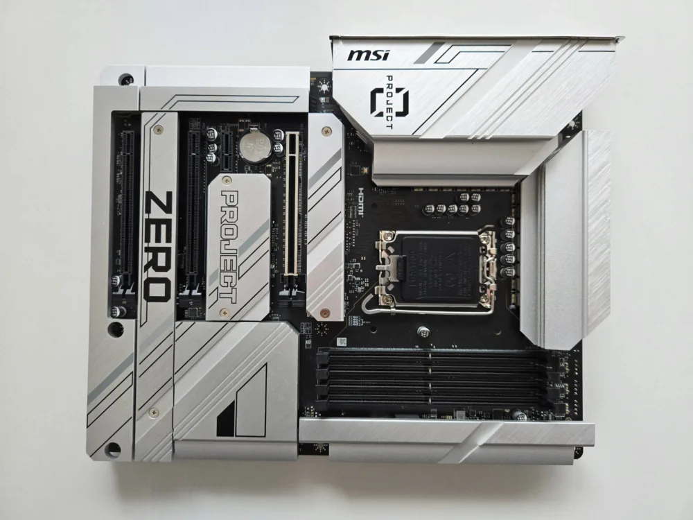 MSI Z790 Project Zero, placa base con conexión trasera - Análisis