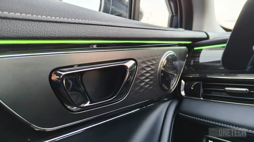 OMODA 5 EV, siete días y 2.000 KM con este SUV compacto 100% eléctrico - Análisis