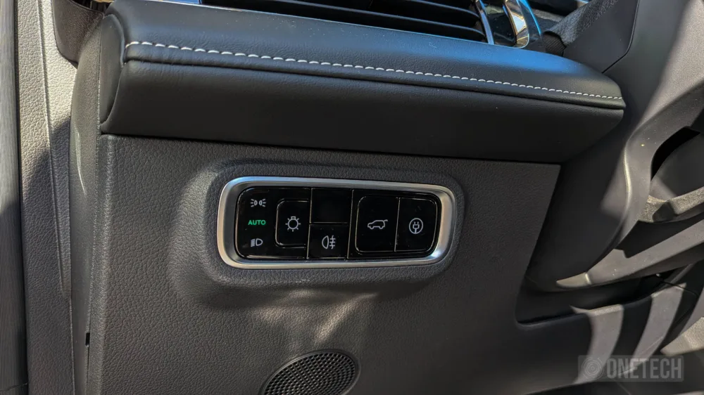 OMODA 5 EV, siete días y 2.000 KM con este SUV compacto 100% eléctrico - Análisis