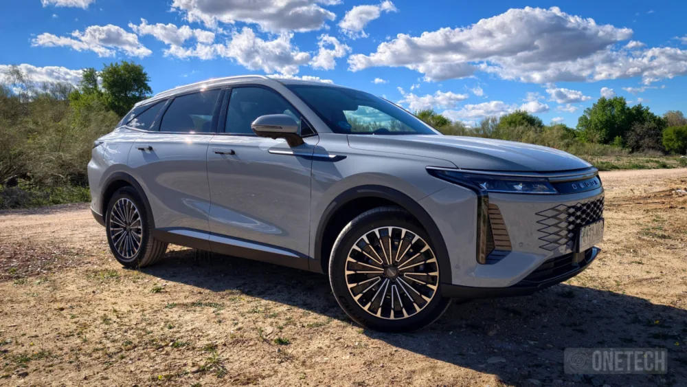 OMODA 9 SHS, una semana con un SUV de 537 CV con etiqueta CERO - Análisis