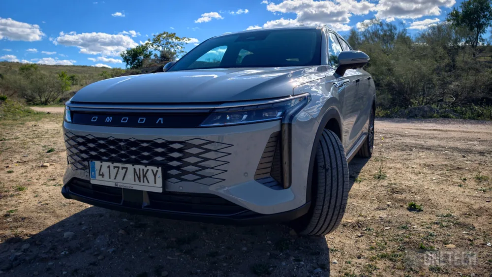 OMODA 9 SHS, una semana con un SUV de 537 CV con etiqueta CERO - Análisis