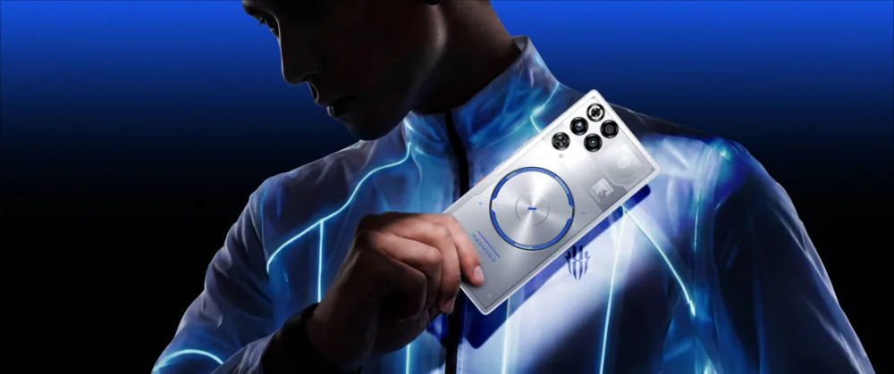 El nuevo REDMAGIC 11S Pro ya es oficial: refrigeración líquida visible y el chip más potente del mercado para dominar el juego móvil El nuevo REDMAGIC 11S Pro ya es oficial: refrigeración líquida visible y el chip más potente del mercado para dominar el juego móvil