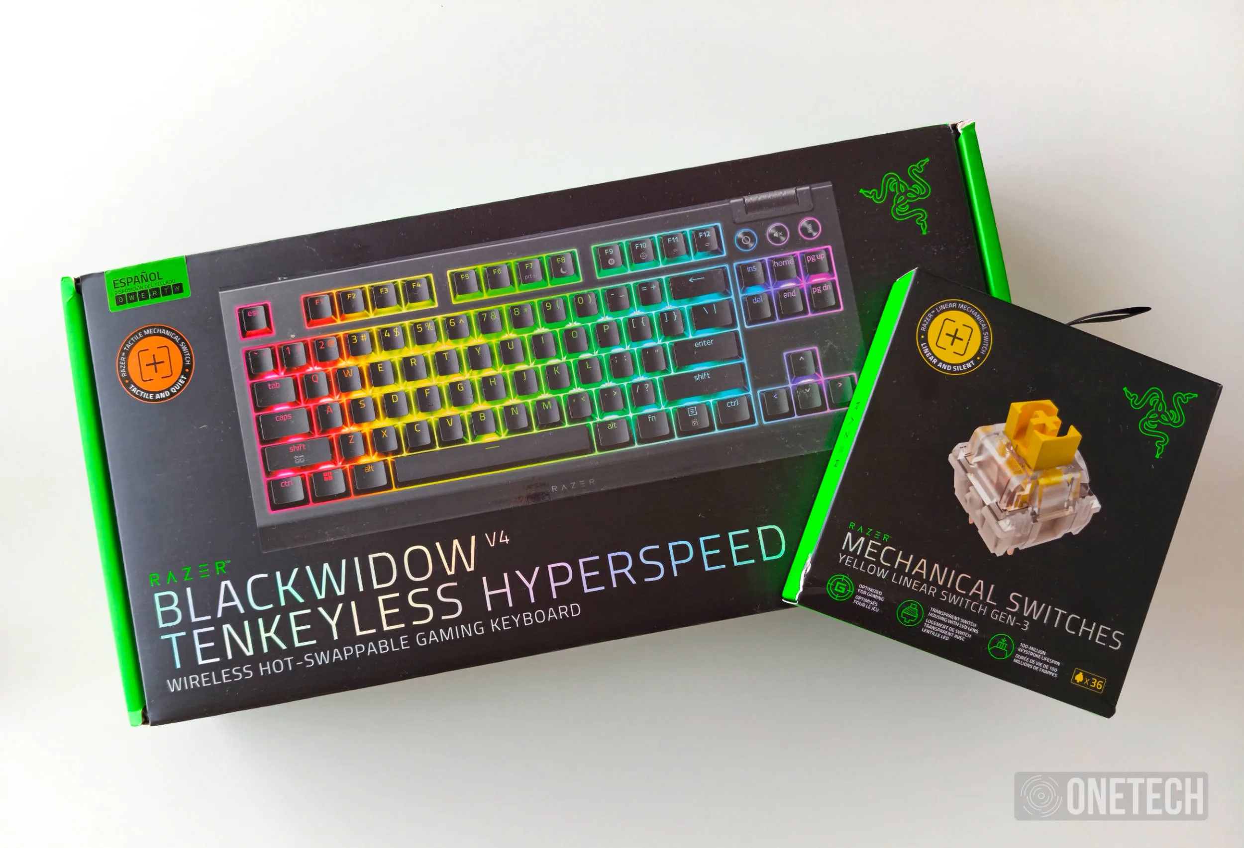 BlackWidow V4 Tenkeyless HyperSpeed - Unboxing