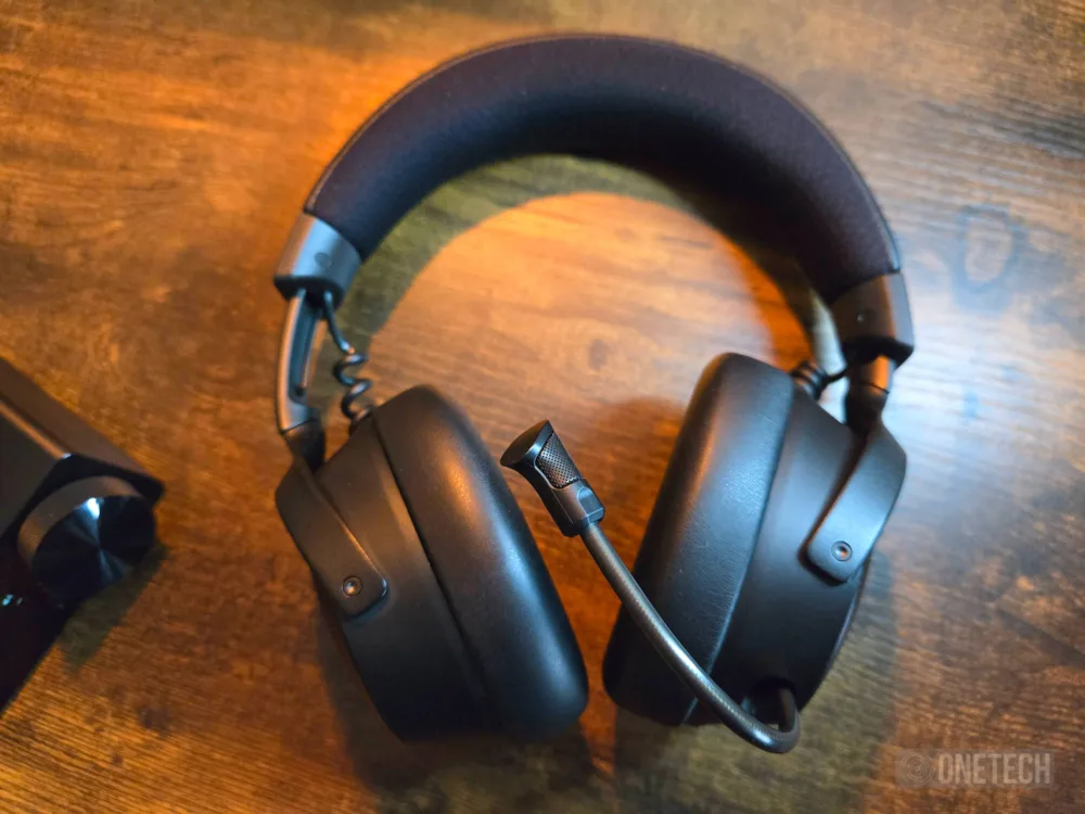 Razer Kraken V4 Pro, calidad que convence y una pantalla OLED para marcar la diferencia - Análisis