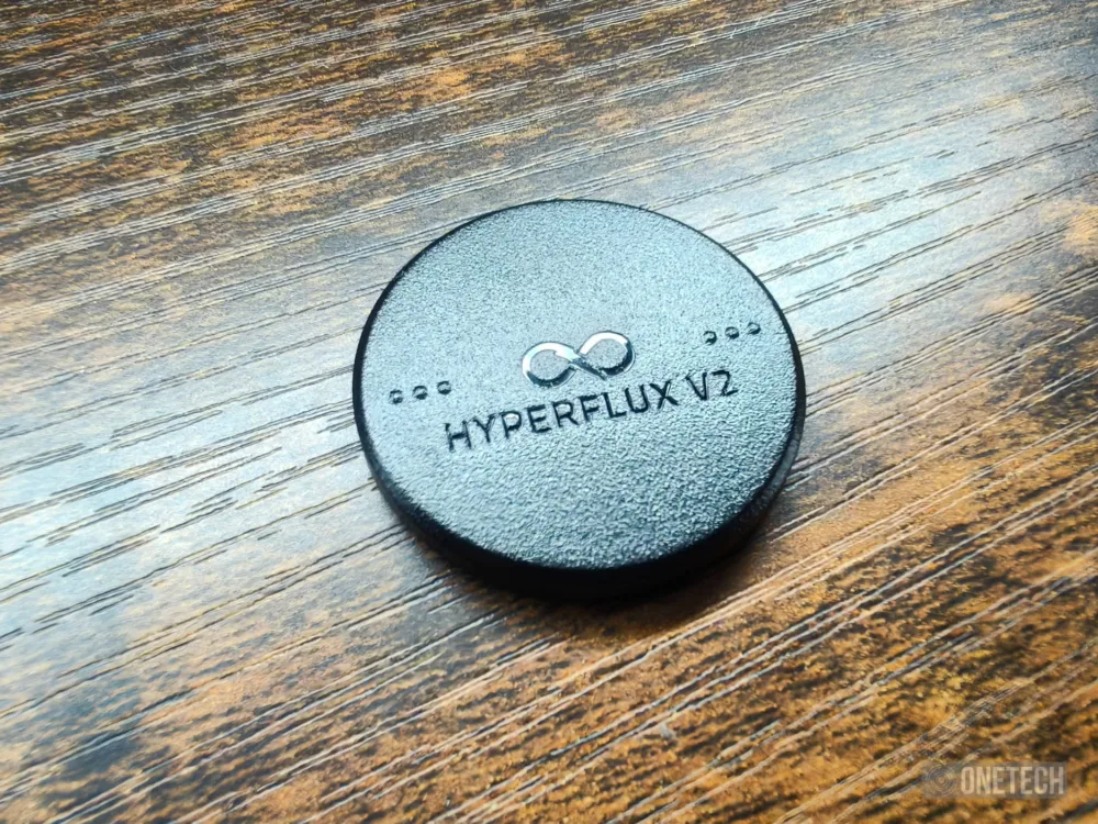 Razer Hyperflux V2 Hard Edition, una alfombrilla para que tu ratón nunca te deje tirado - Análisis