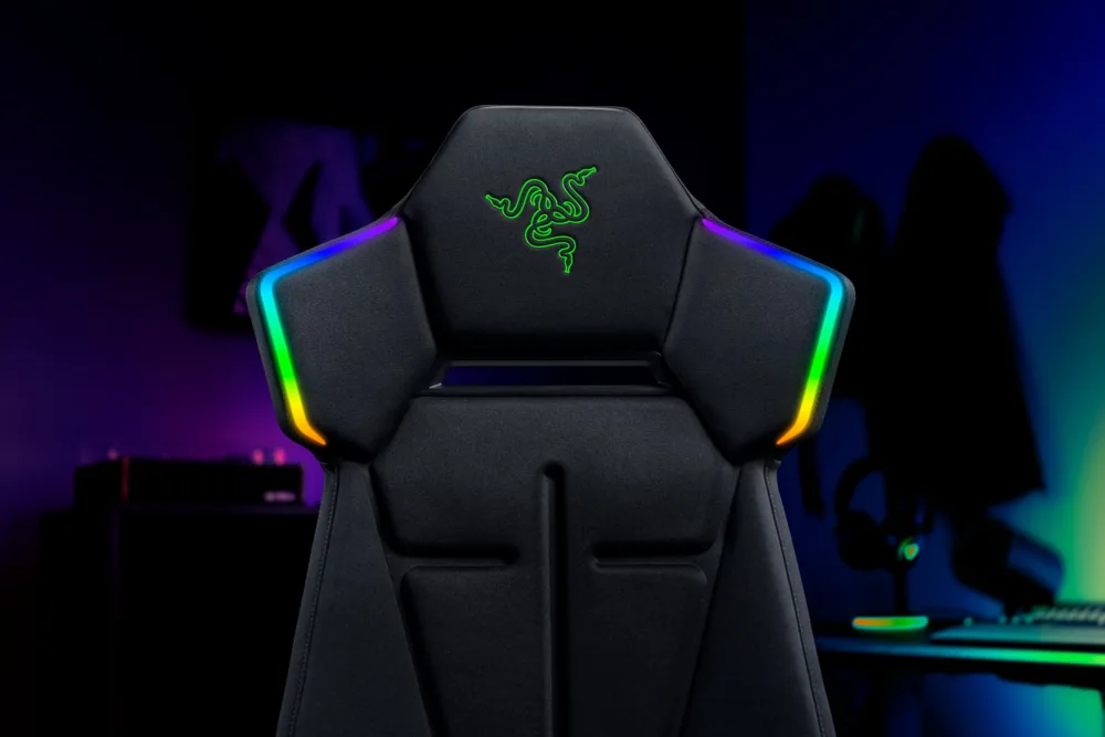Razer lleva la iluminación Chroma a otro nivel: ahora te sentarás en ella