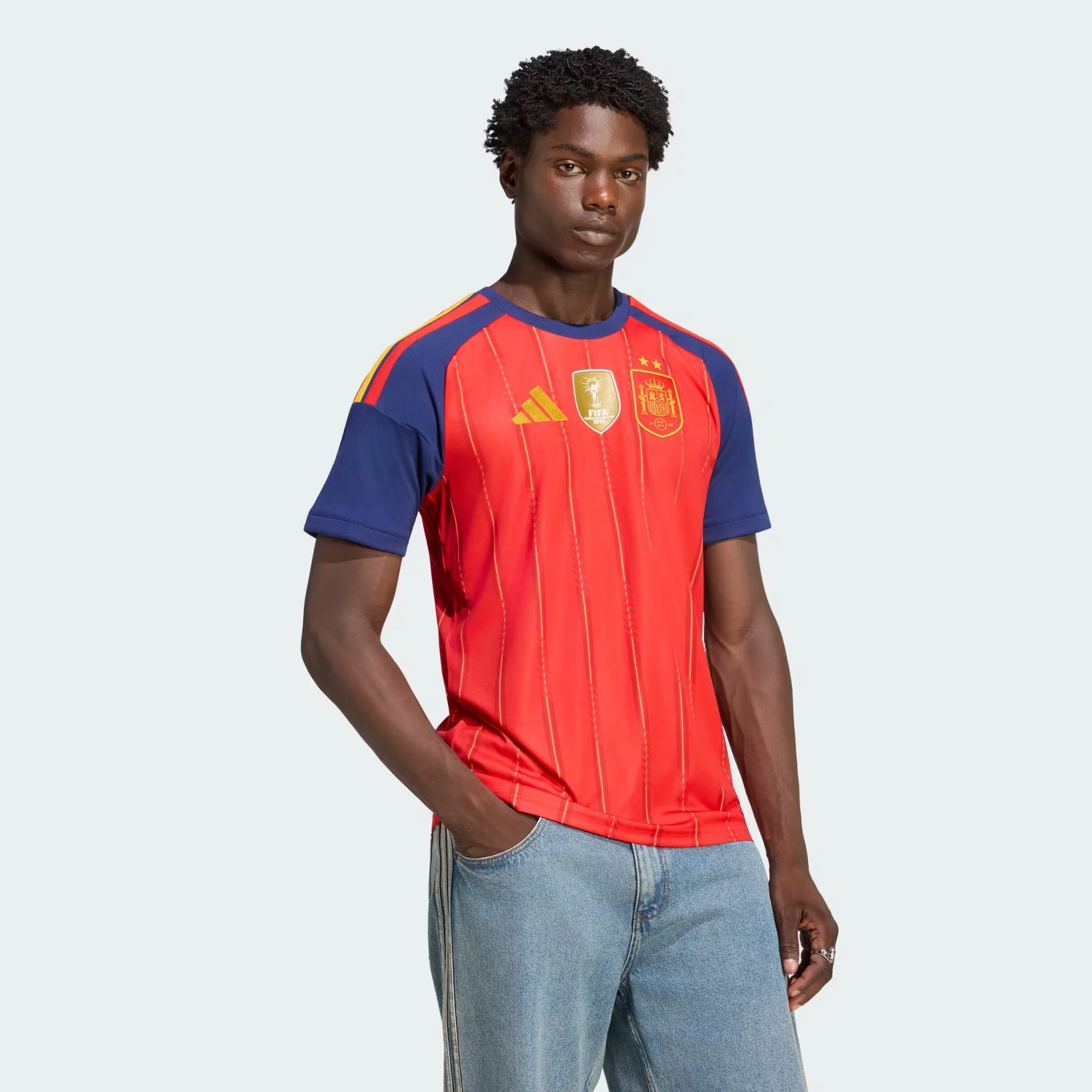 "Camiseta España 2 estrellas" la búsqueda estrella en Google: ya sabemos su precio y disponibilidad Camiseta de campeones Copa Mundial de la FIFA 26