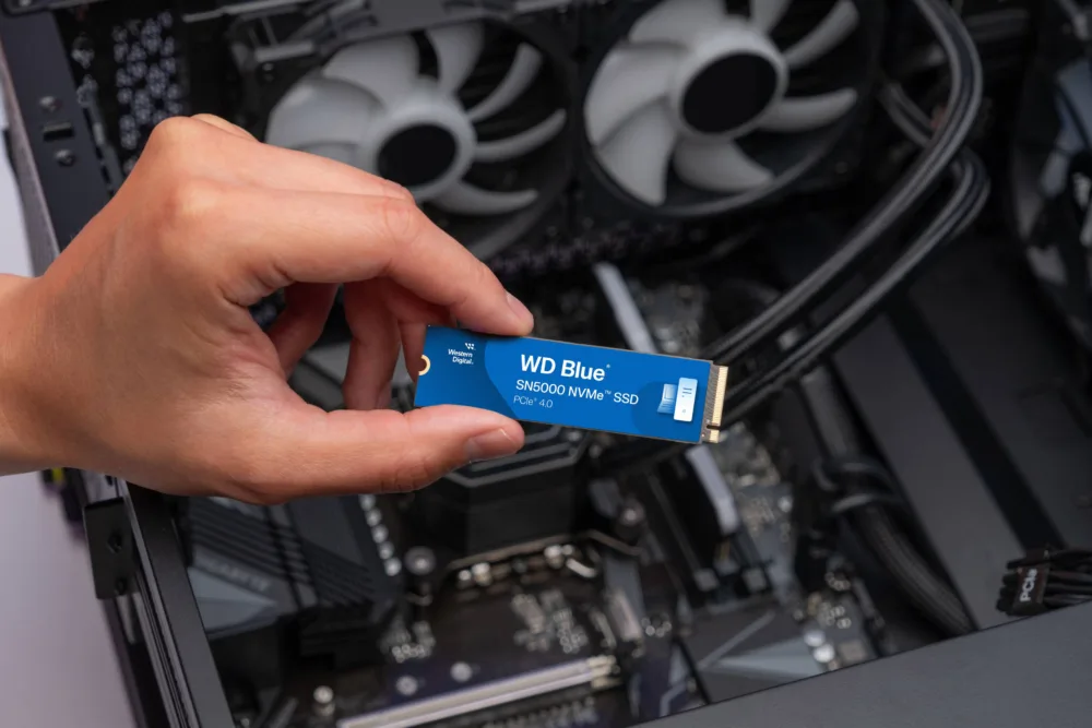La WD Blue SN5000 NVMe SSD con sus 4 TB es perfecta para creadores de contenido