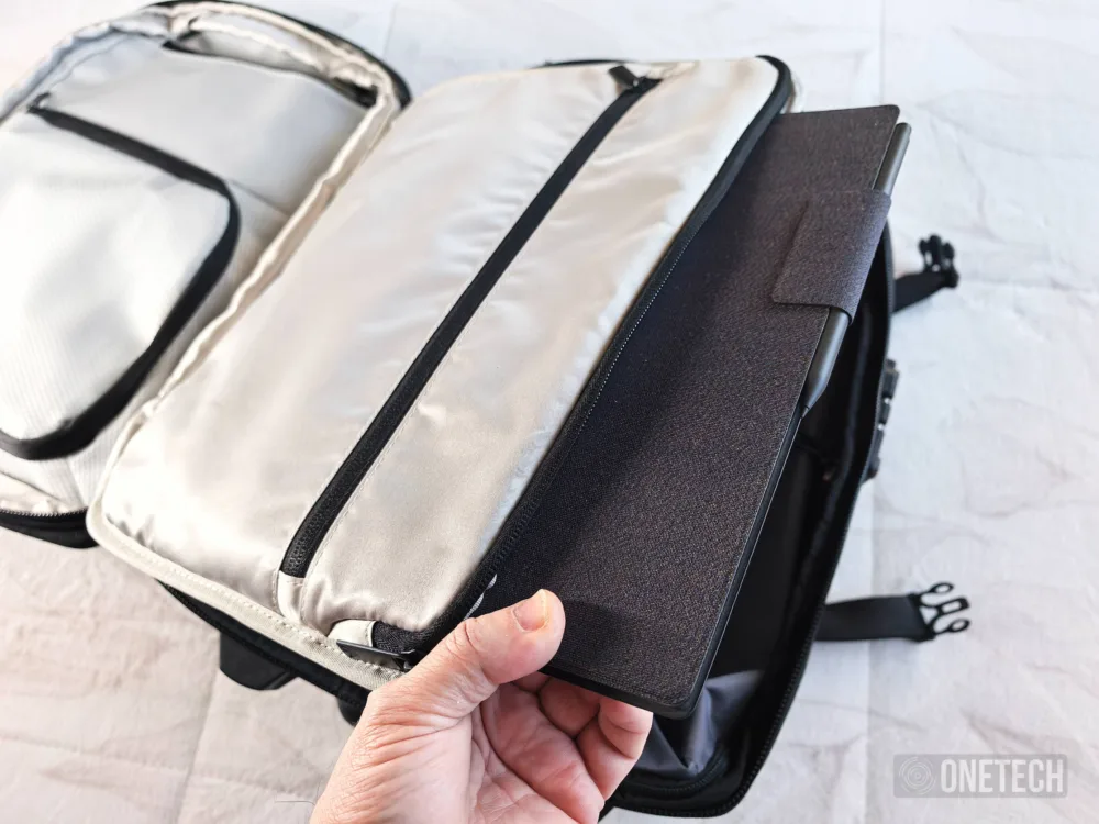 Airback FLEX ¿Es esta la mejor mochila para viajar? Posiblemente sí - Análisis