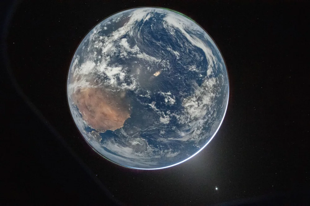 Artemis II apenas lleva un par de días en el Espacio y ya nos ha dado la foto del año Artemis II apenas lleva un par de días en el Espacio y ya nos ha dado la foto del año