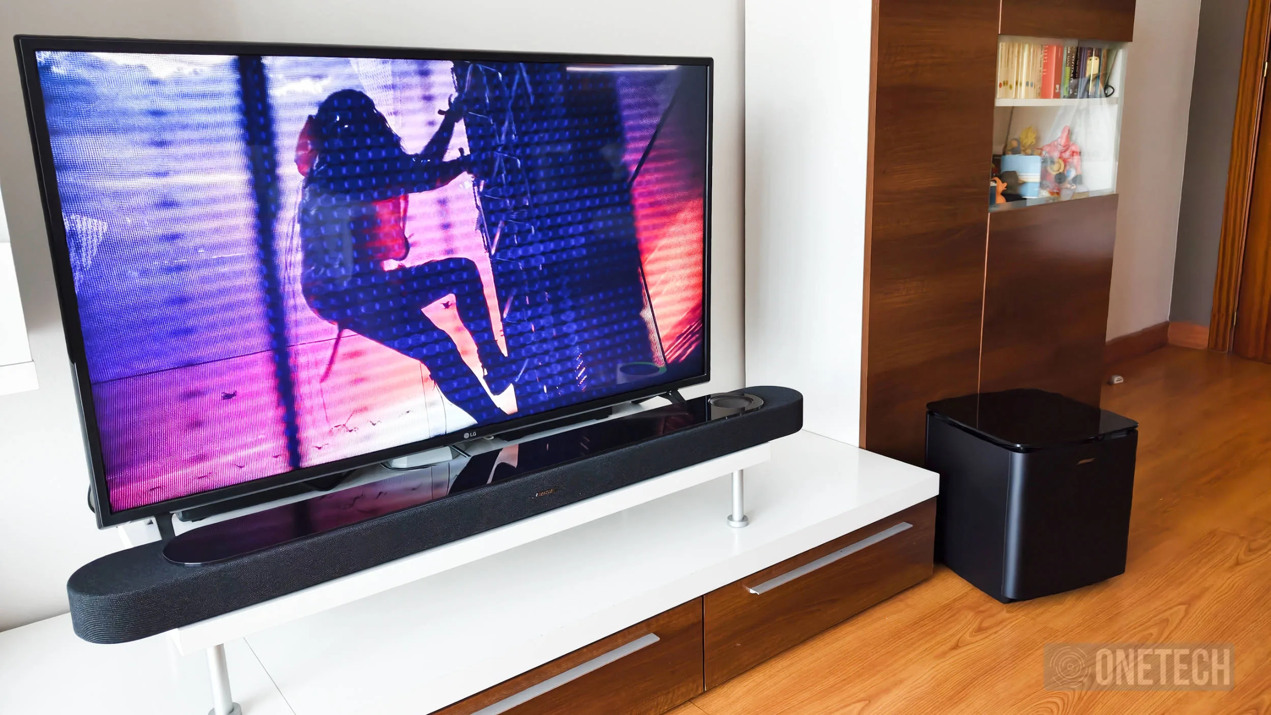 Bose Lifestyle Ultra Soundbar + SubWoofer: un dúo con un sonido digno de un mundial - Análisis Bose Lifestyle en cine