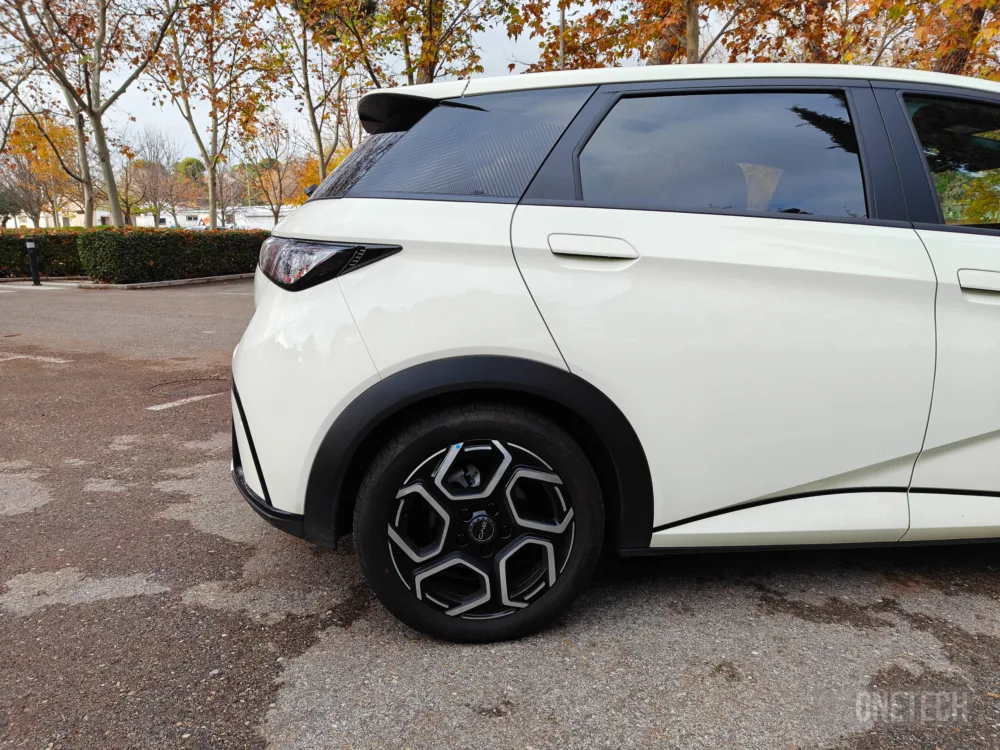 BYD Dolphin 2025, probamos la renovación de este eléctrico urbano compacto