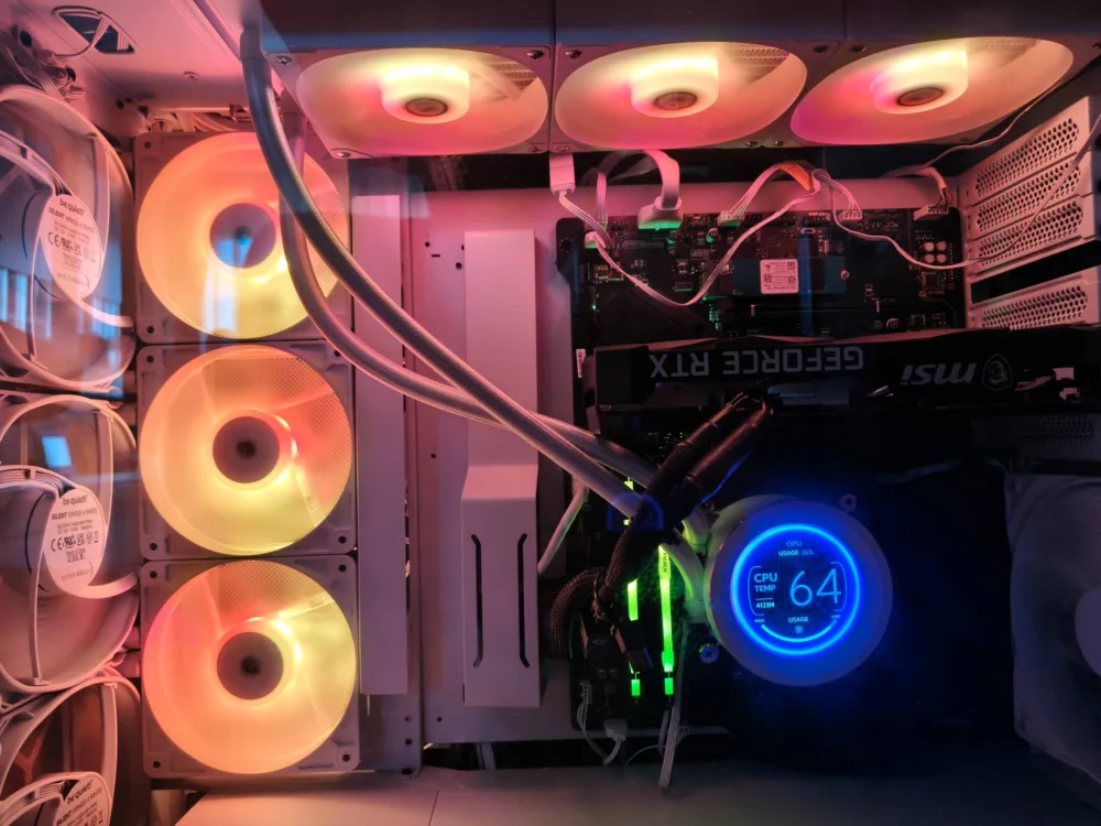 Corsair RS120-R ARGB, ventiladores inversos con iluminación ARGB - Análisis Corsair RS120-R ARGB, ventiladores inversos con iluminación ARGB - Análisis