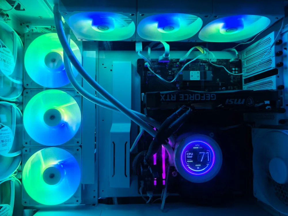 Corsair RS120-R ARGB, ventiladores inversos con iluminación ARGB - Análisis Corsair RS120-R ARGB, ventiladores inversos con iluminación ARGB - Análisis